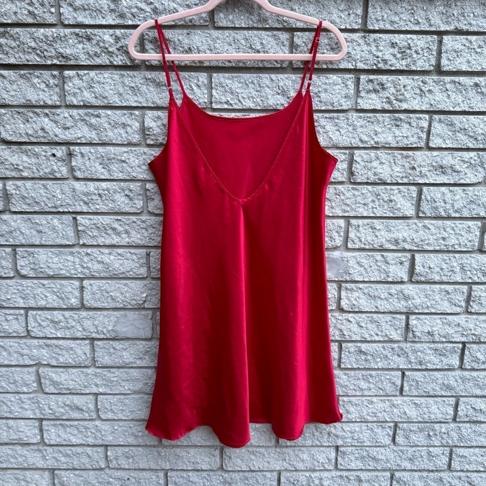 Delicate Treasures Women's Red Satin Slip Dress Size Large Mini Midi Valentines - Picture 3 of 5